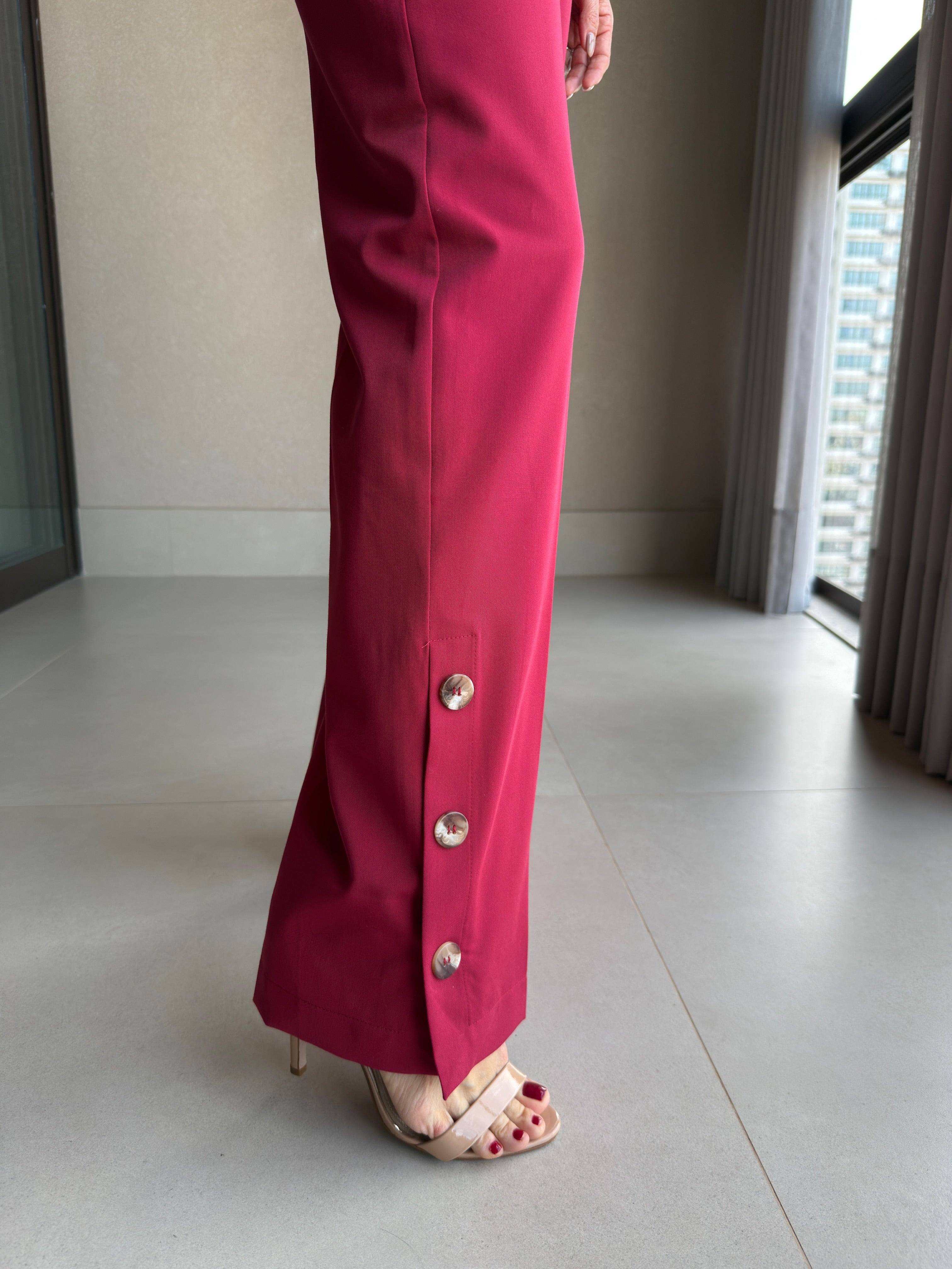 Calça Pantalona Botões Tartaruga