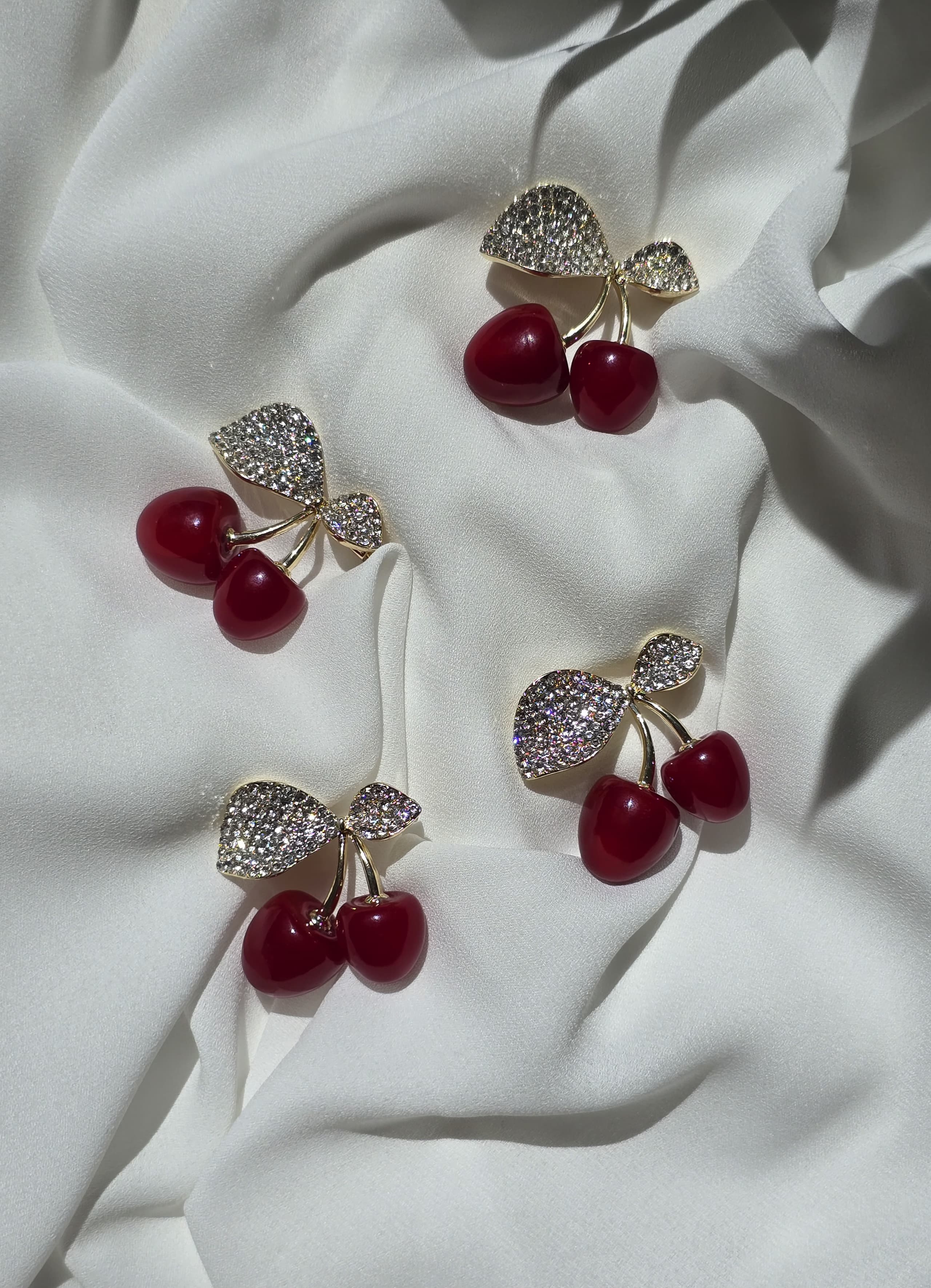 Broche Cereja