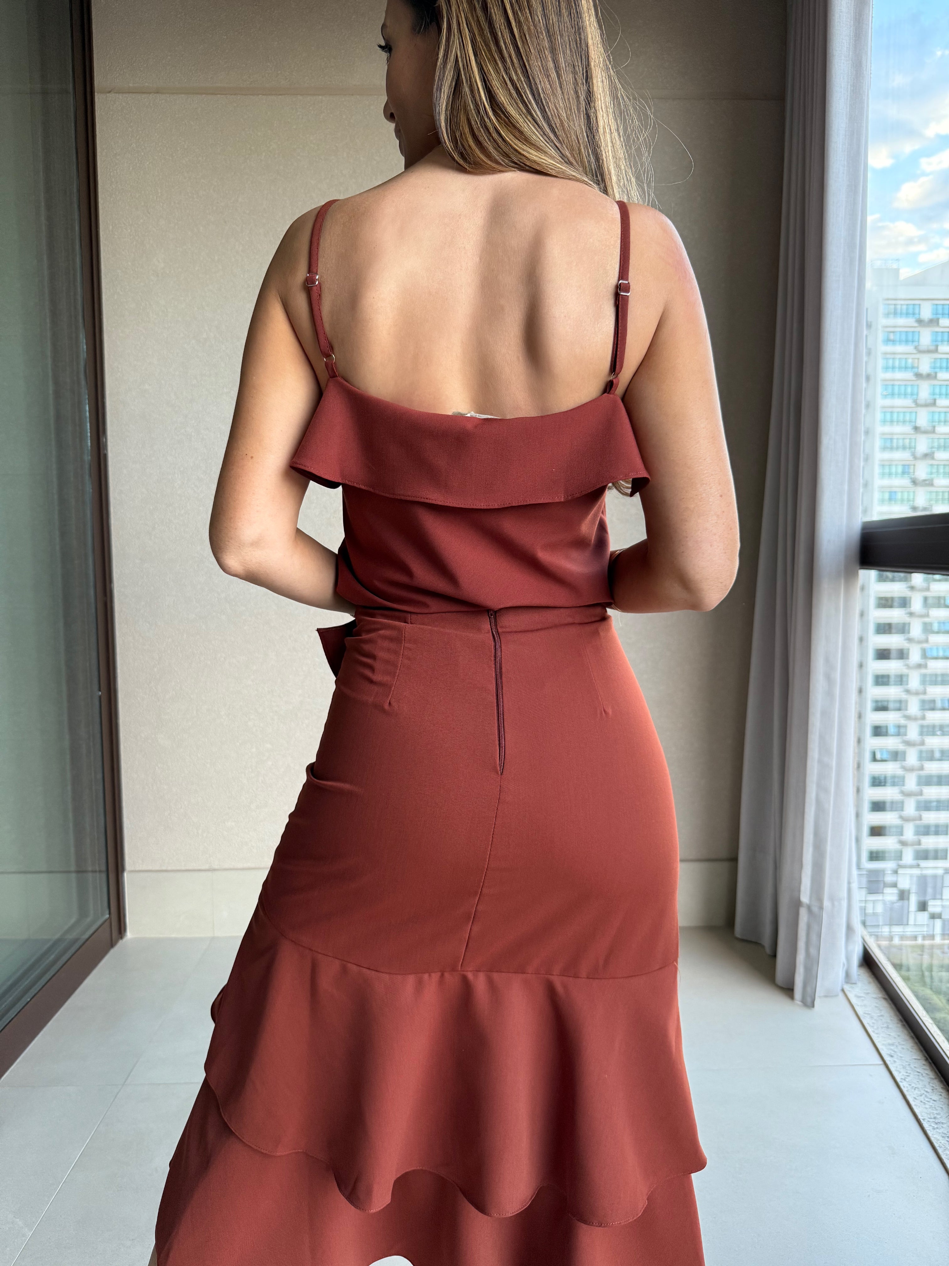 Saia Alfaiataria Babados