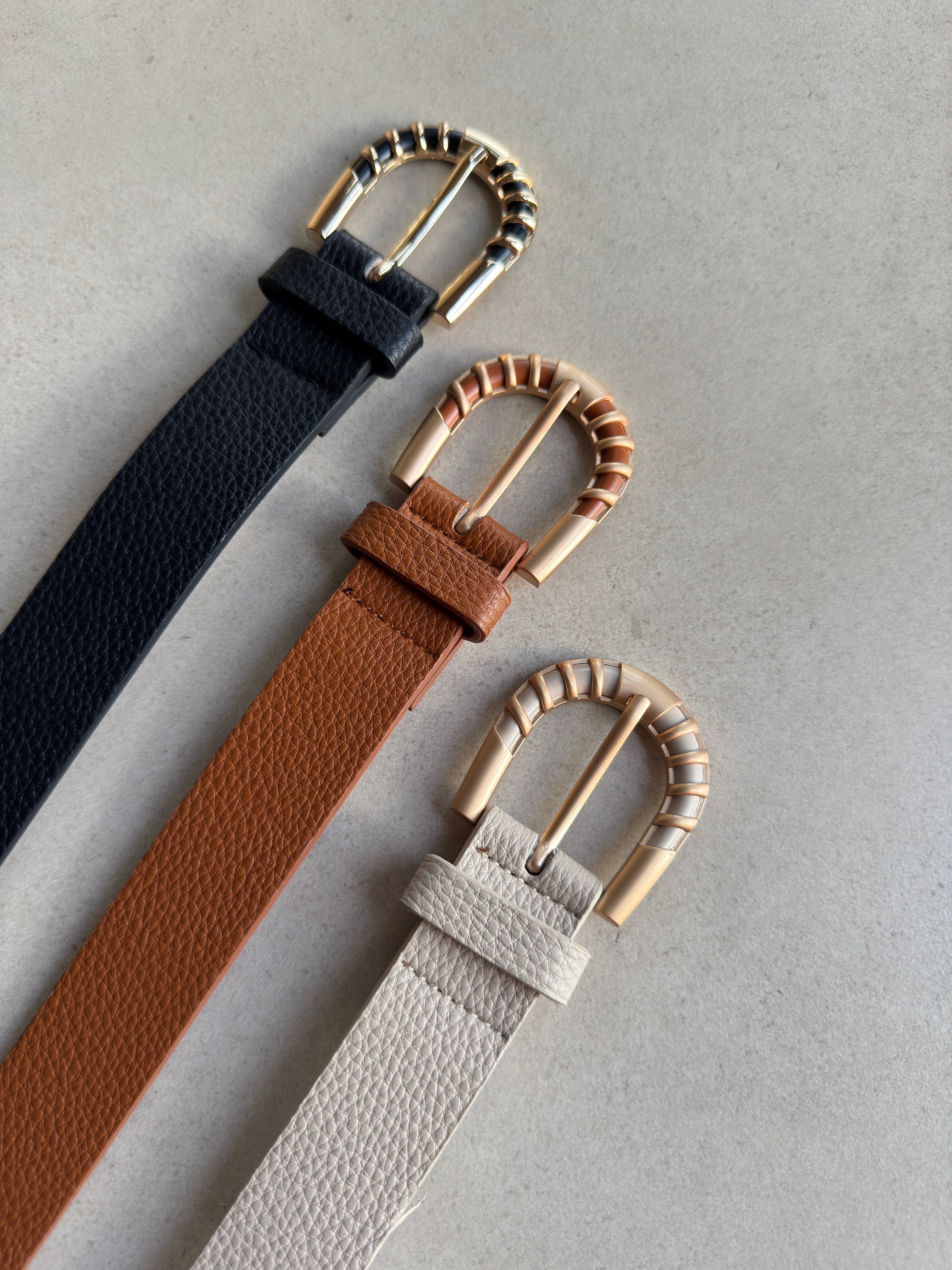 Cinto Fivela Detalhada