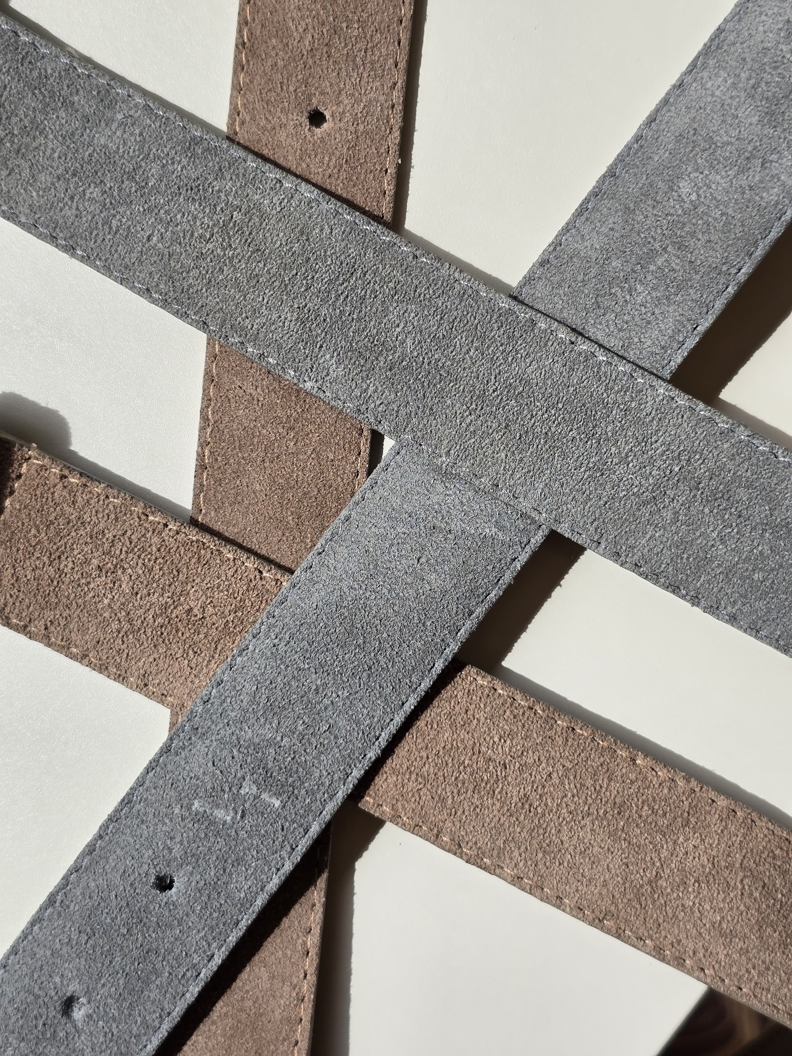 Cinto Fivela Meia Lua Camurça