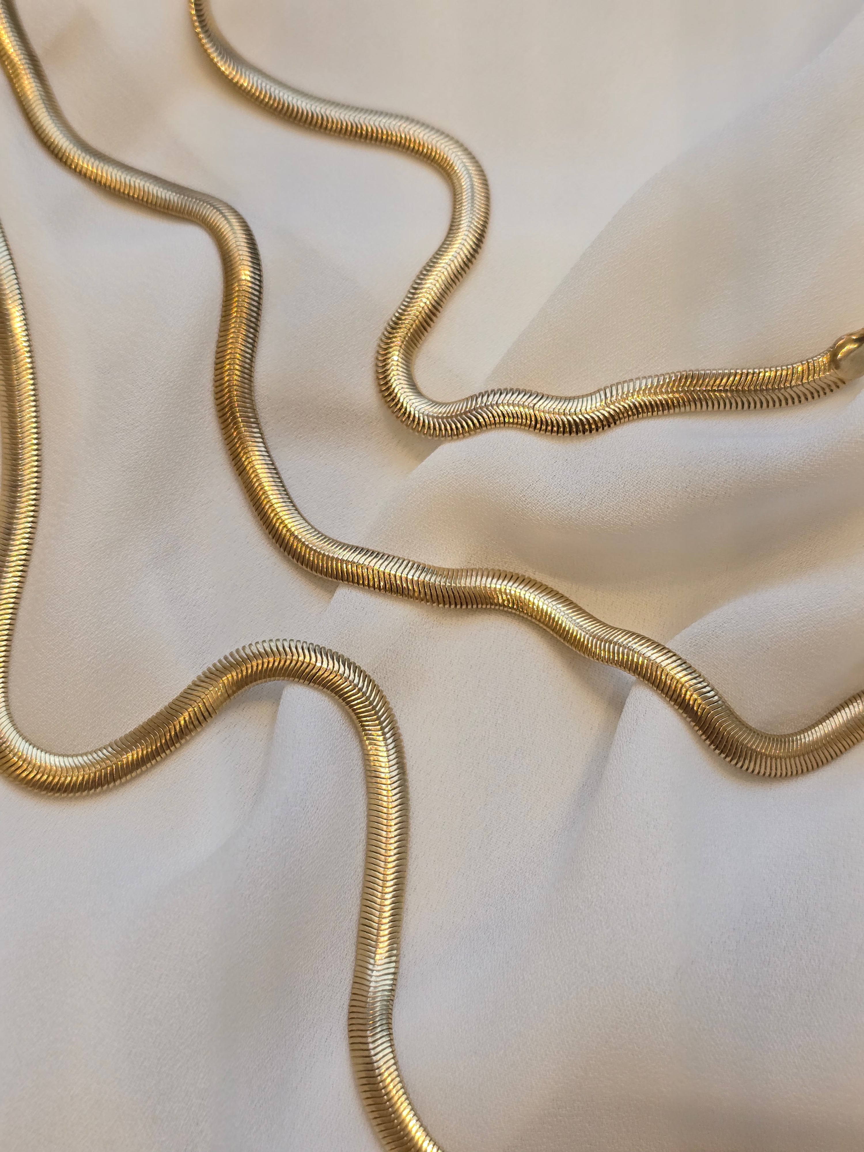 Colar Malha Dourado