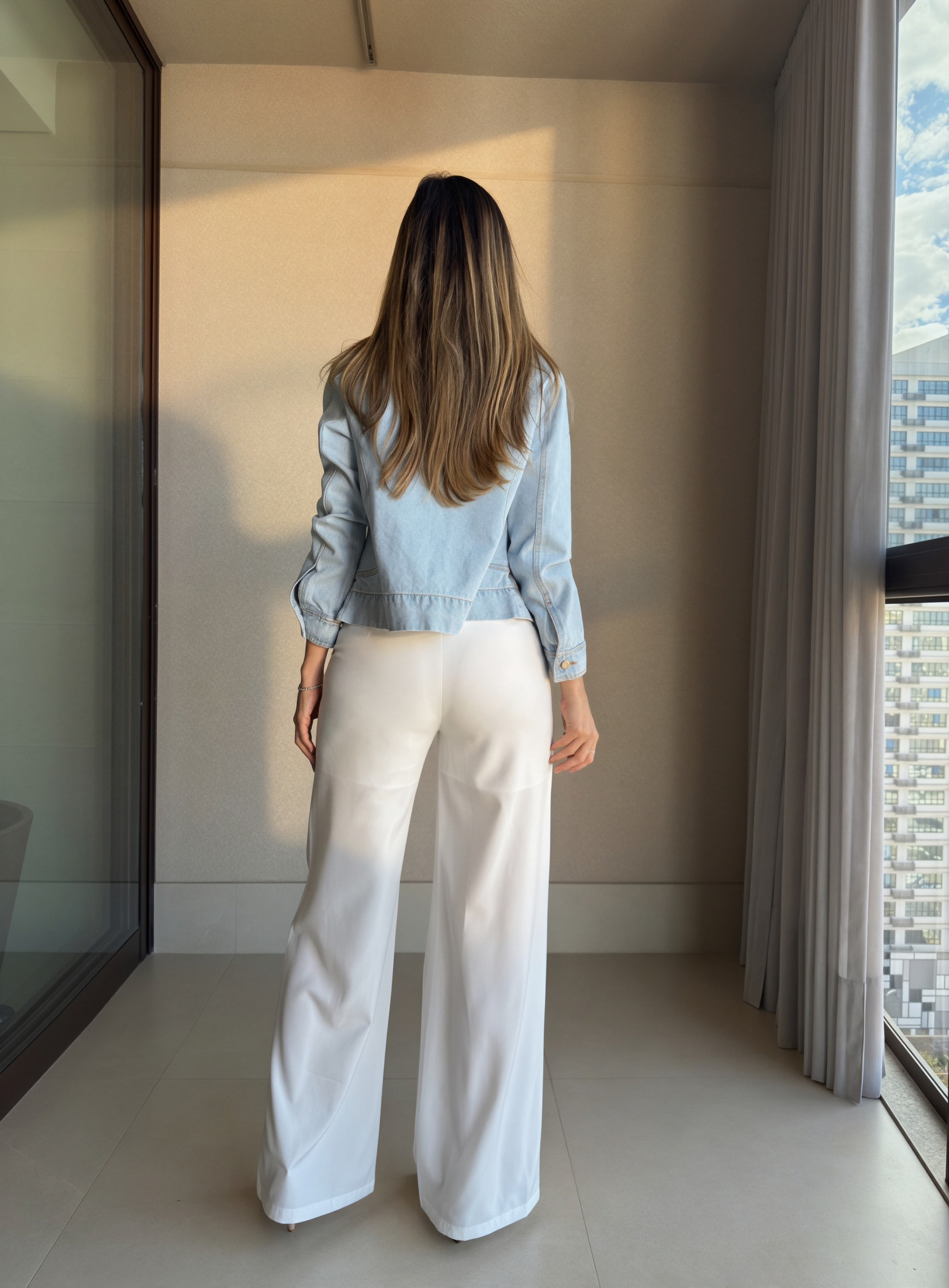 Jaqueta Jeans Assimétrica