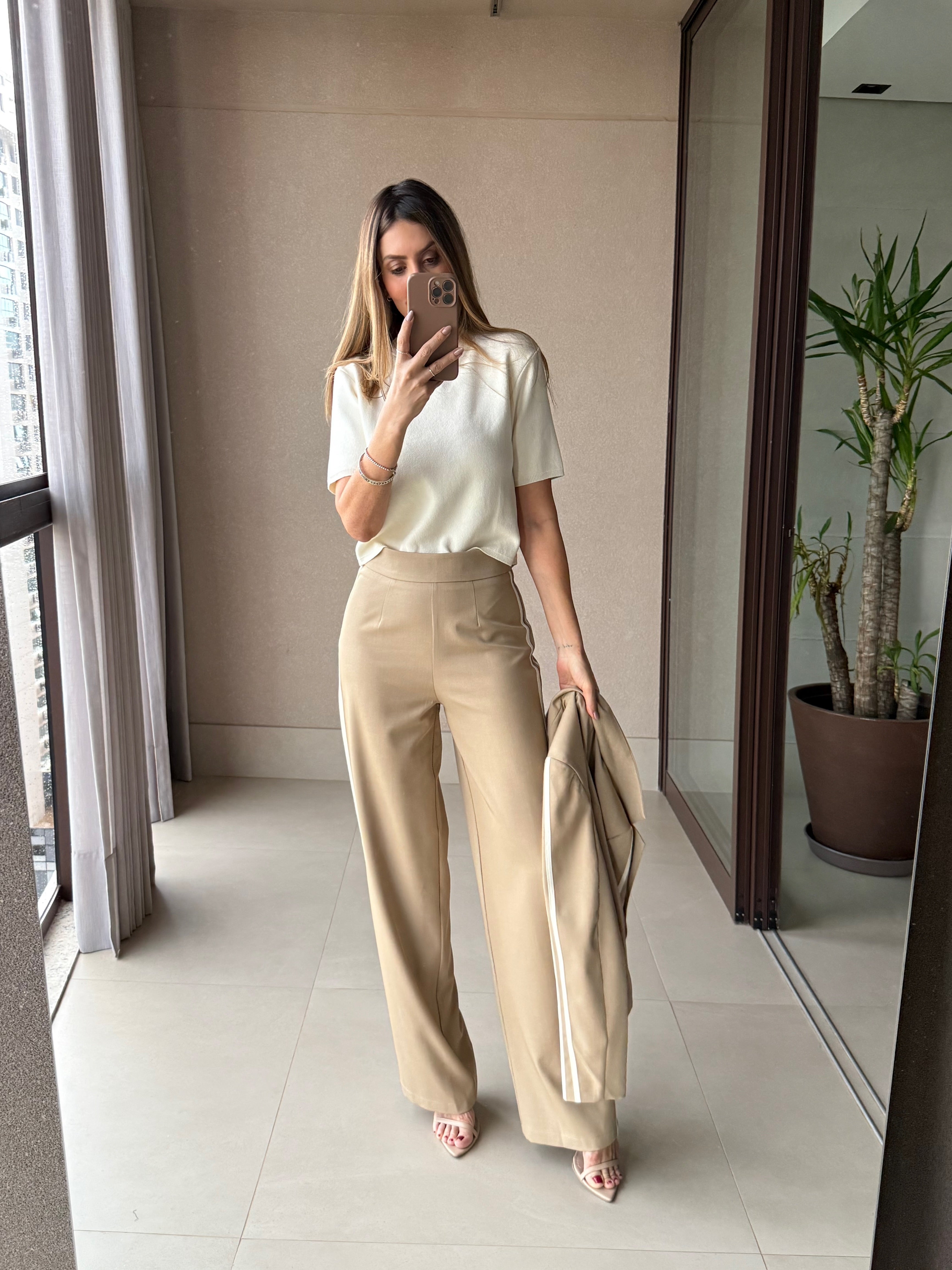 Conjunto Isis
