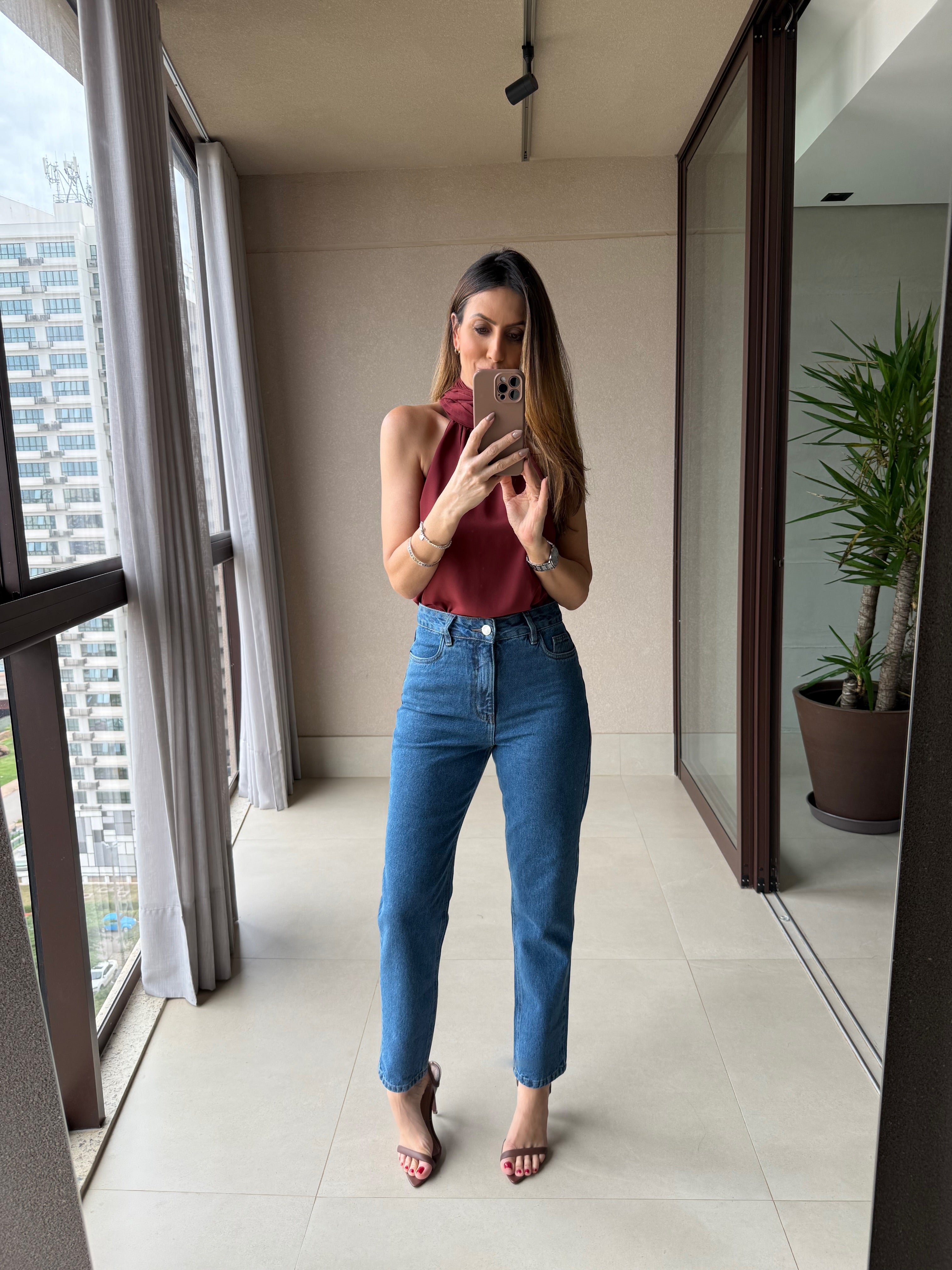Calça Mom Jeans Naomi