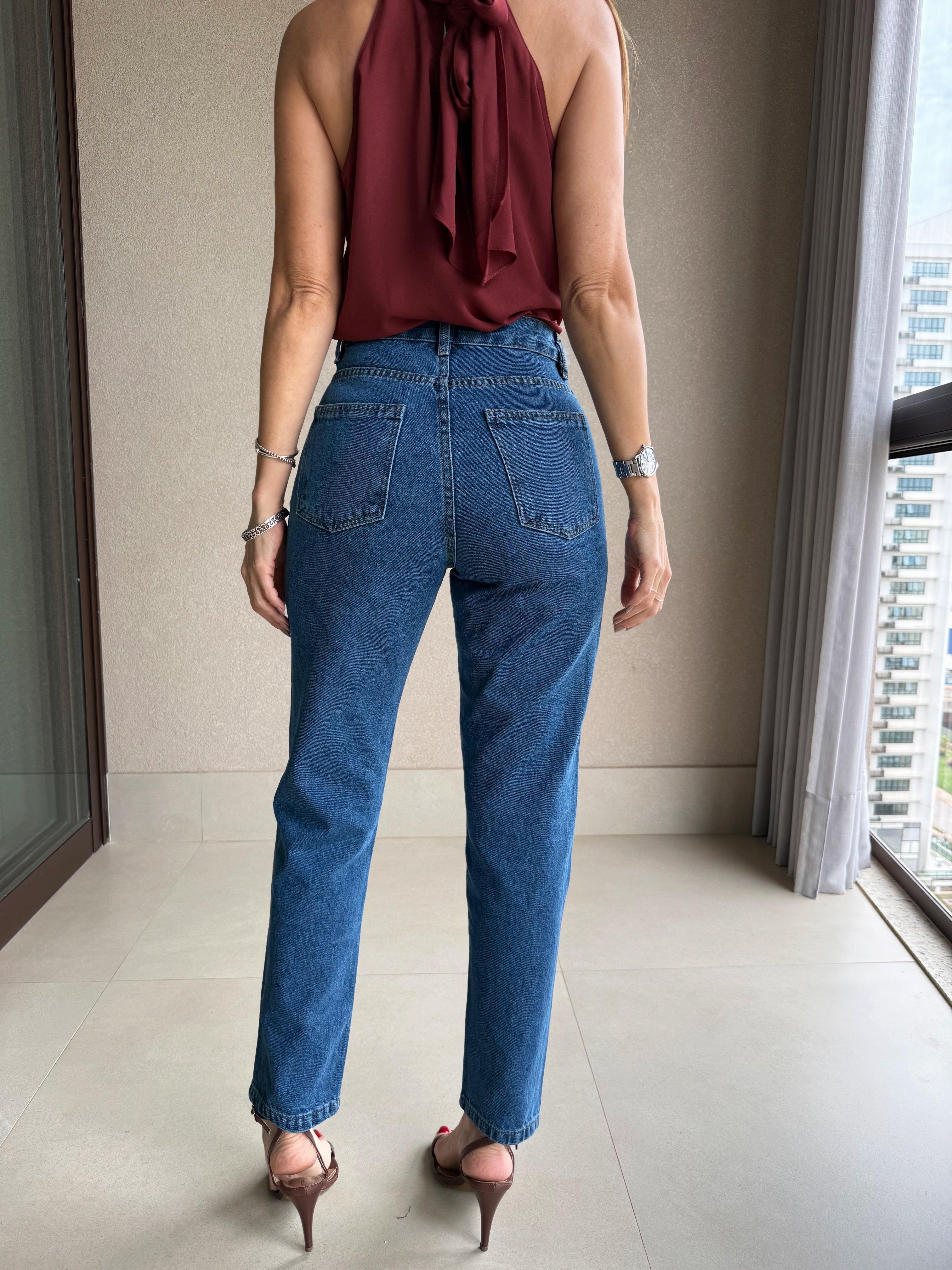 Calça Mom Jeans Naomi