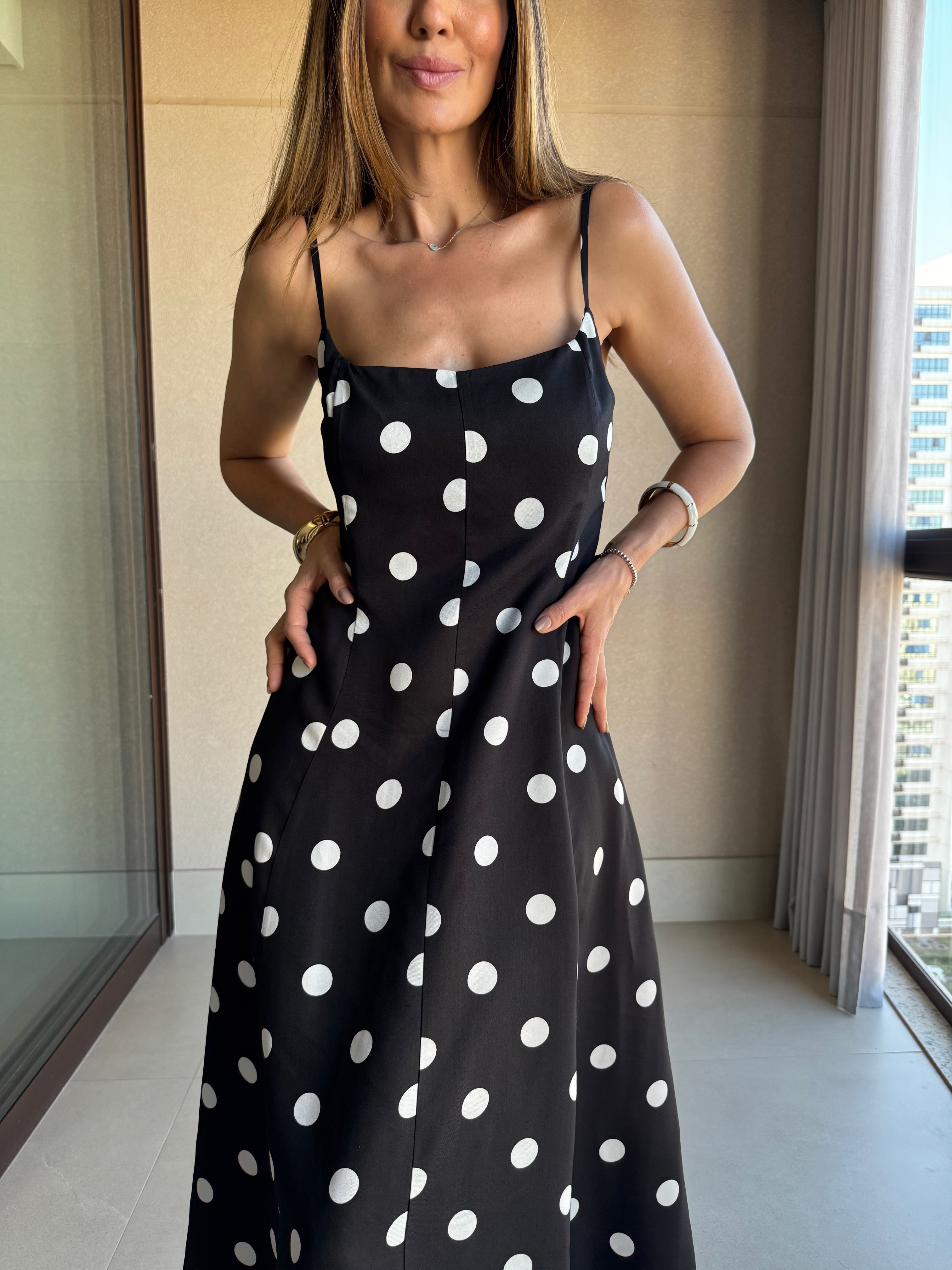 Vestido Midi em Poá