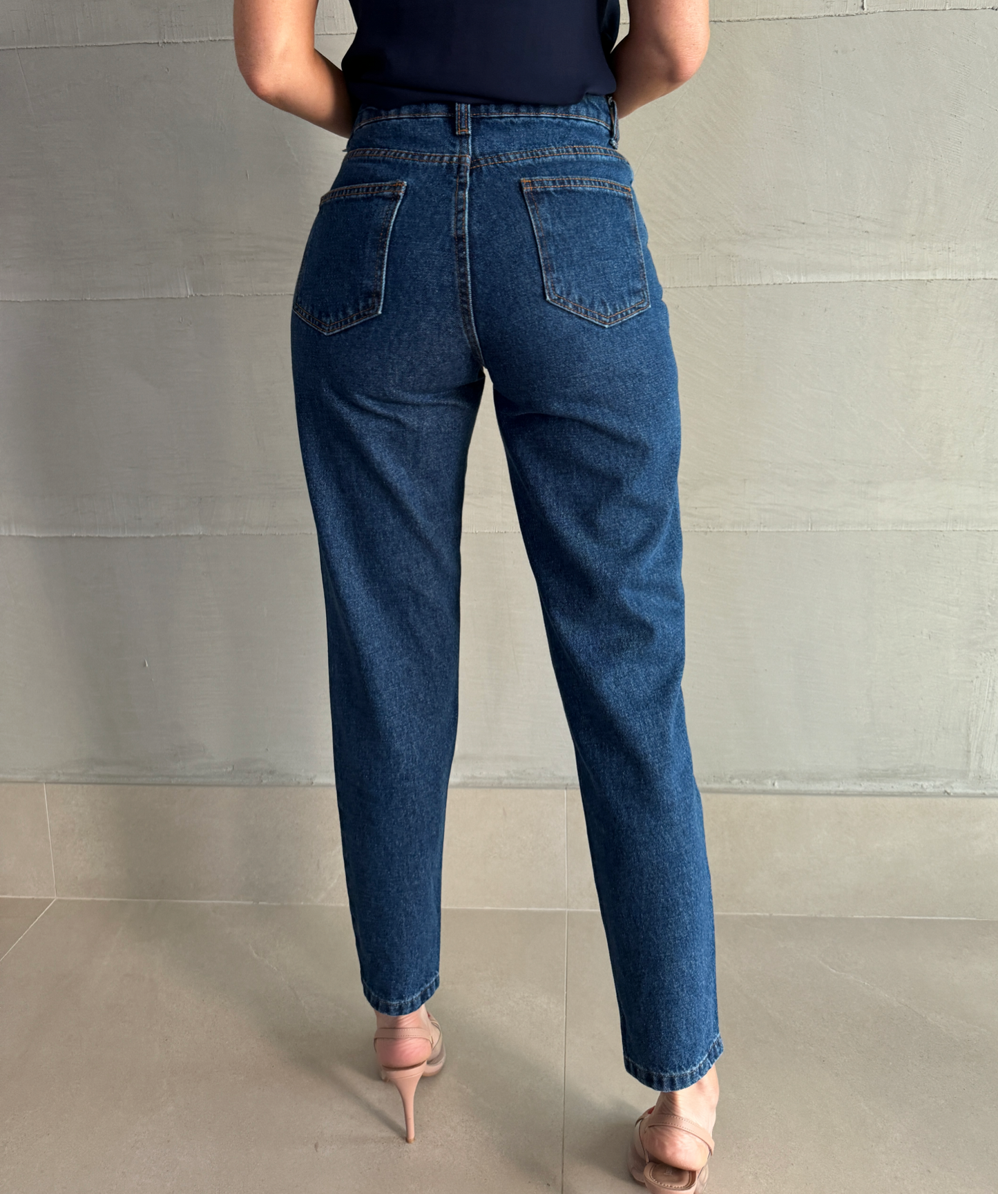 Calça Mom Jeans