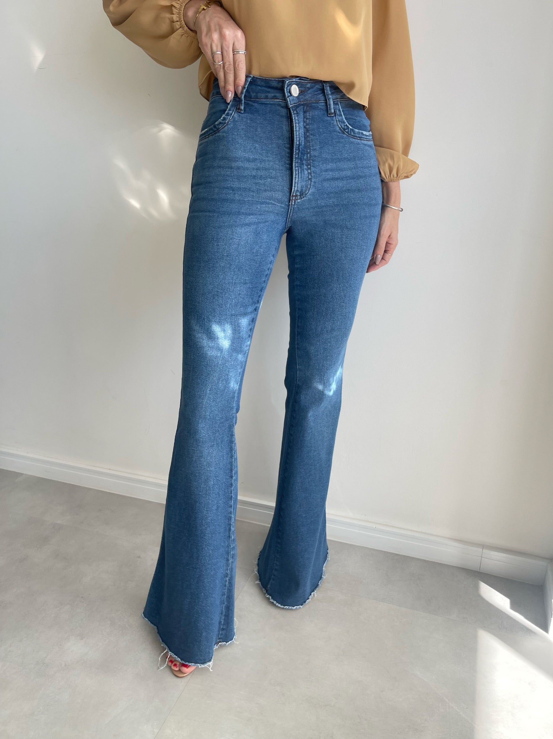Calça Jeans Flare Laura