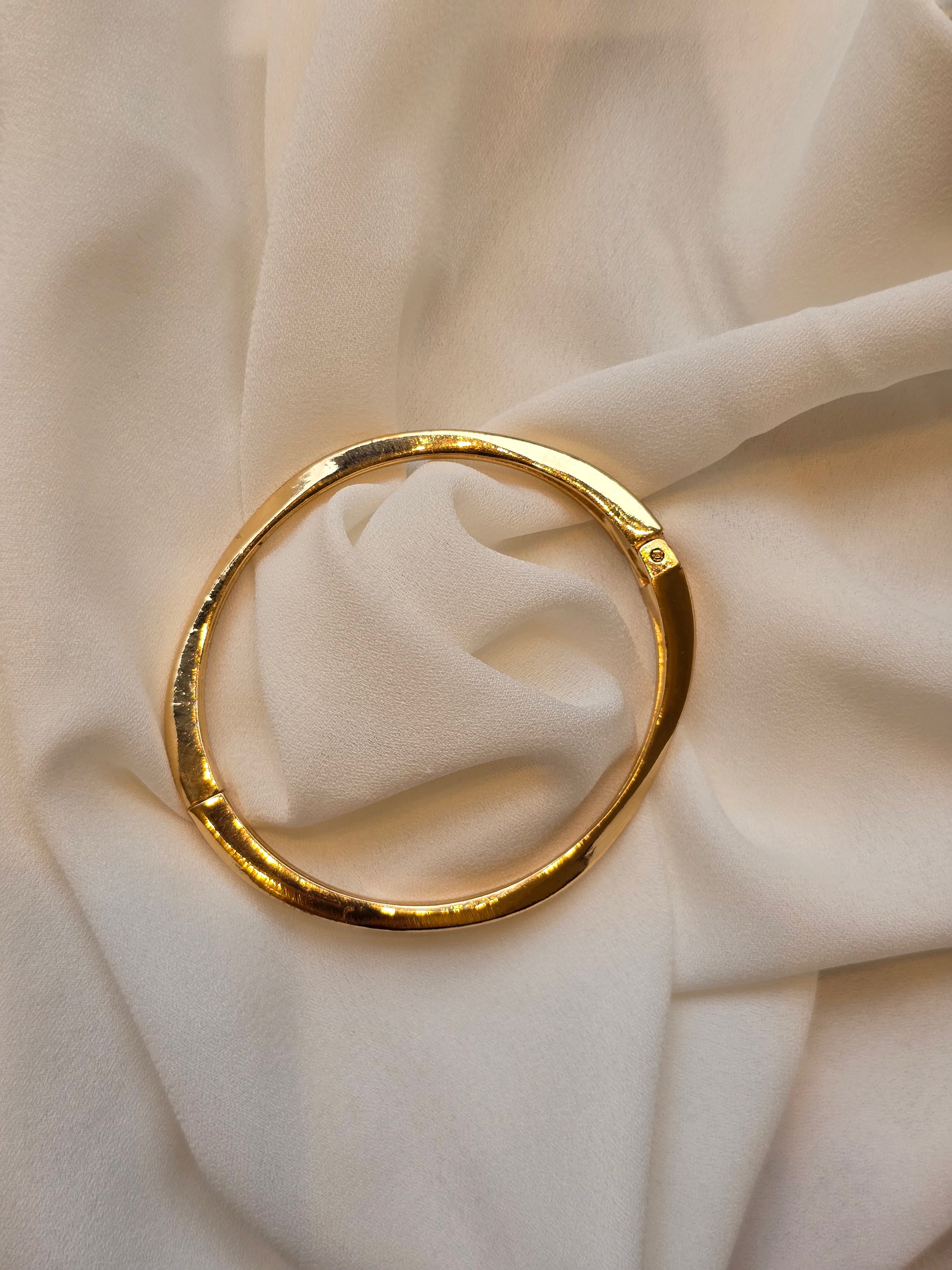 Bracelete Torcido Fino